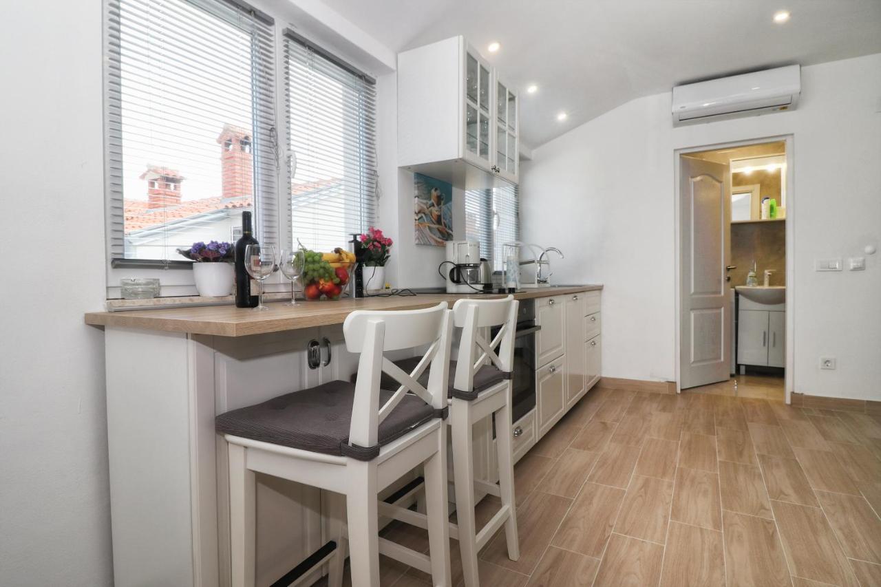 Apartments Korina & Dadi روفينج المظهر الخارجي الصورة